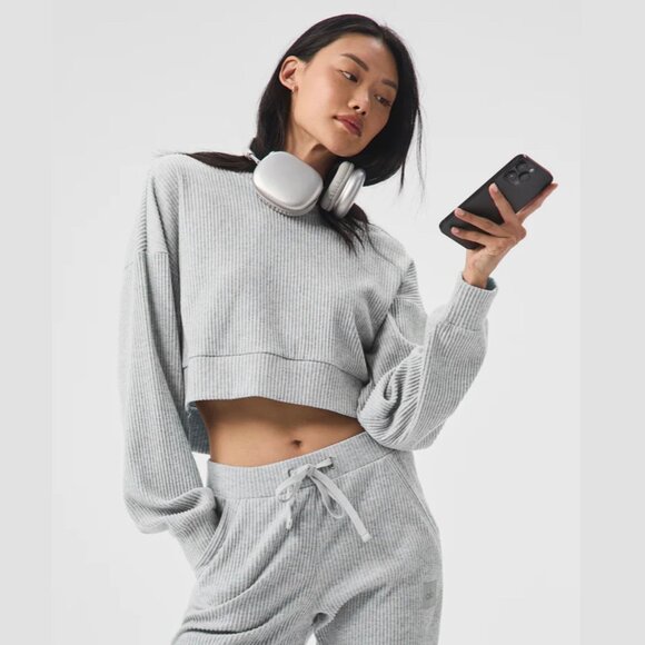 ALO Yoga Muse Hoodie (Athletic Heather Grey) - Size Large - Picture 9 of 9